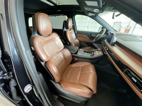 Used 2021 Lincoln Aviator Reserve w/ Equipment Group 202A AWD/4WD image 26