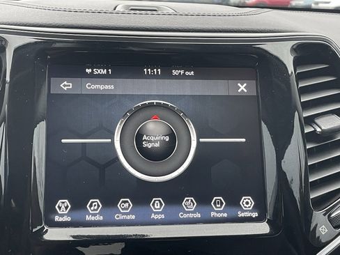 Used 2020 Jeep Cherokee Limited image 39