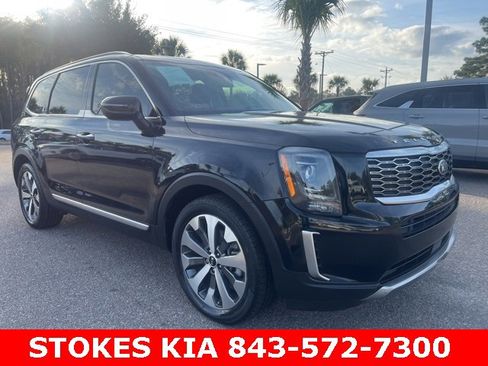 Used 2020 Kia Telluride S w/ S 8 Passenger Seating Package image 1
