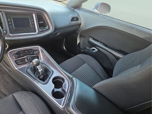 Used 2015 Dodge Challenger R/T w/ Quick Order Package 22B R/T image 12