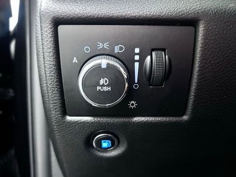 Used 2021 Jeep Grand Cherokee Overland image 7