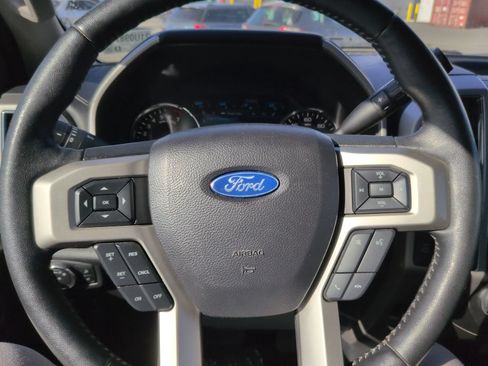 Used 2019 Ford F150 Lariat AWD/4WD image 17