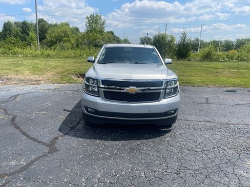 Used 2015 Chevrolet Suburban LT AWD/4WD image 9
