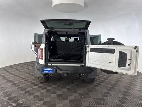 Used 2022 Ford Bronco Outer Banks w/ Sasquatch Package image 19