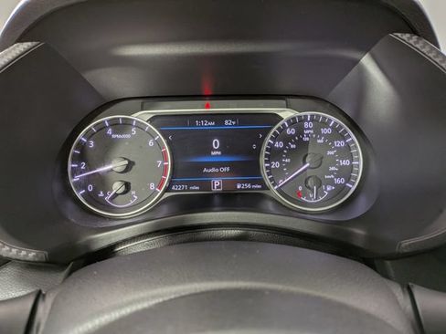 Used 2024 Nissan Sentra SV FWD image 7