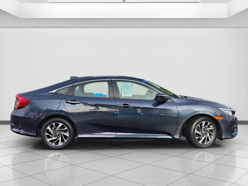 Certified 2017 Honda Civic EX image 4