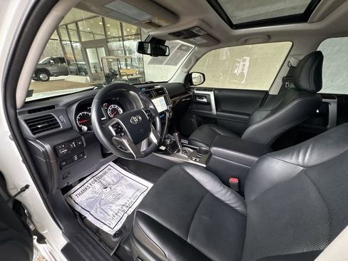 Used 2024 Toyota 4Runner Limited image 10