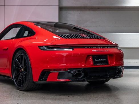 Certified 2024 Porsche 911 Carrera 4S AWD/4WD image 24