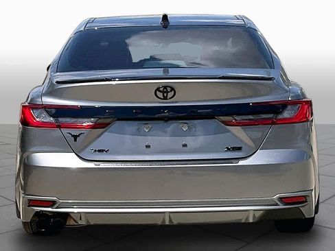 Used 2025 Toyota Camry XSE w/ Premium Package FWD image 5