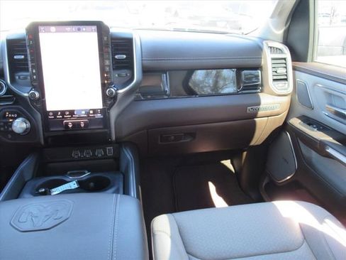 Used 2025 RAM 1500 Laramie image 14