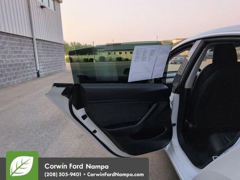 Used 2019 Tesla Model 3 RWD image 22