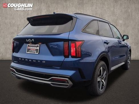 Used 2022 Kia Sorento S w/ Panoramic Sunroof Package image 7