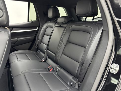 New 2027 GMC Terrain Elevation w/ Elevation Premium Package FWD image 40