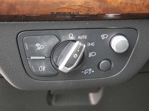 Used 2018 Audi Q5 Prestige w/ Prestige Package image 17