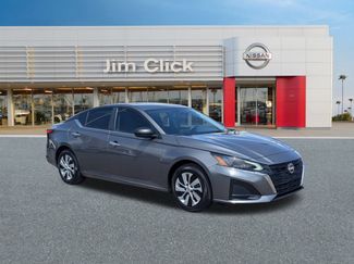 Used 2025 Nissan Altima 2.5 S image 1