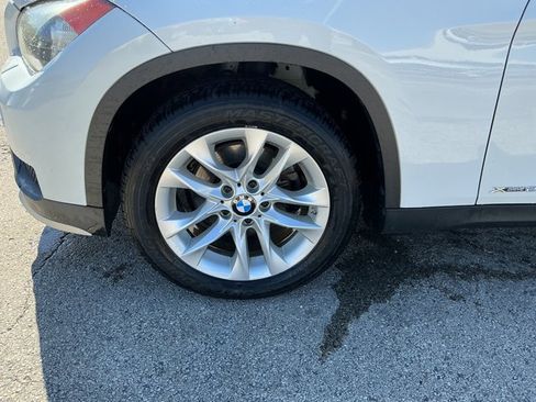 Used 2015 BMW X1 xDrive28i image 9