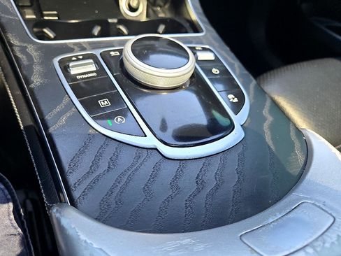 Used 2017 Mercedes-Benz GLC 300 w/ Premium 1 Package image 20