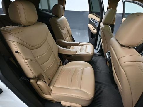 Used 2024 Cadillac XT6 Sport w/ Platinum Package image 52