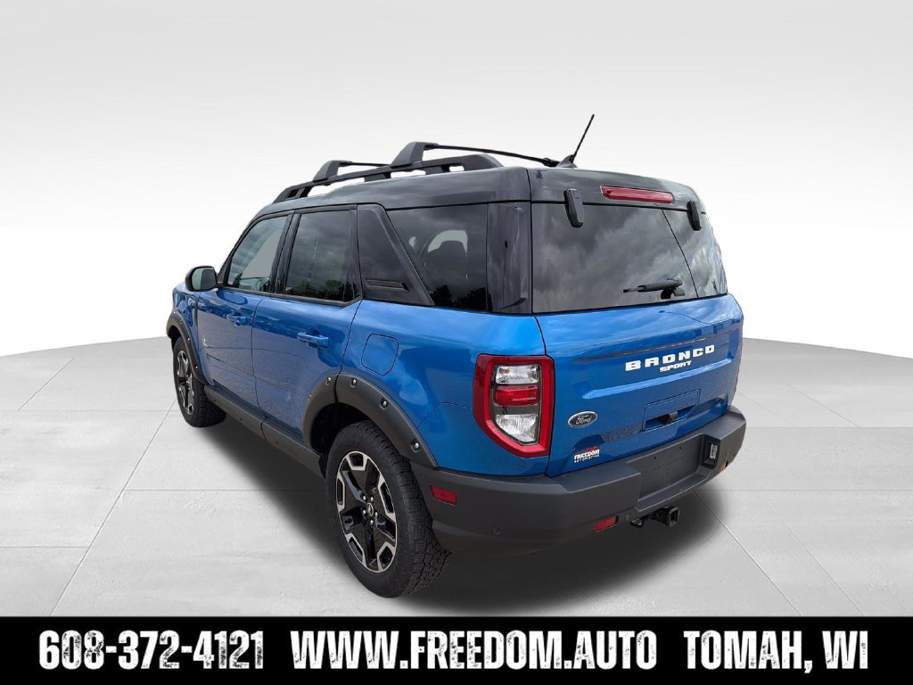 Used 2022 Ford Bronco Sport Outer Banks w/ Tech Package AWD/4WD image 5
