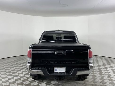 Used 2021 Toyota Tacoma TRD Off-Road image 6