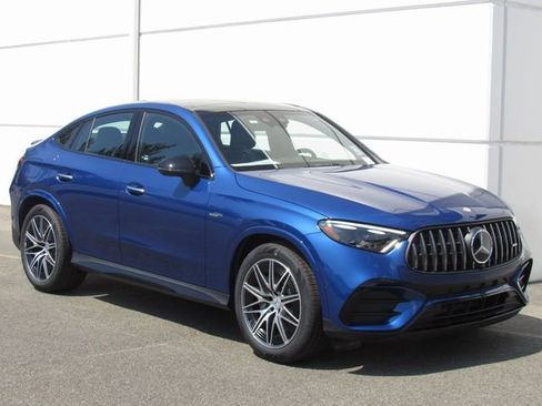 New 2025 Mercedes-Benz GLC 43 AMG 4MATIC Coupe image 2