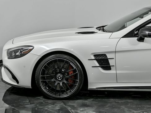 Used 2018 Mercedes-Benz SL 63 AMG image 7