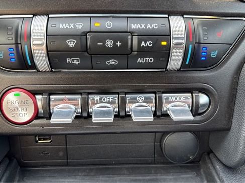 Used 2019 Ford Mustang GT Premium w/ Equipment Group 401A RWD image 22