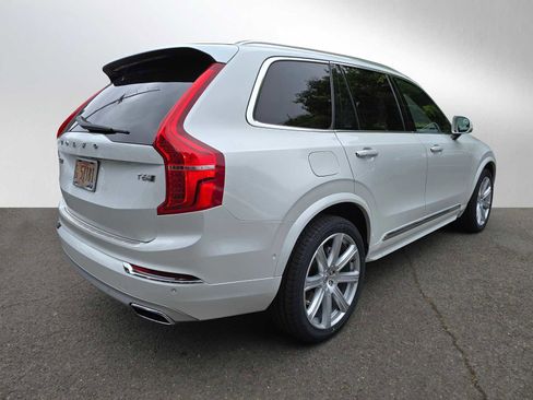 Used 2018 Volvo XC90 T6 Inscription w/ Convenience Package AWD/4WD image 3