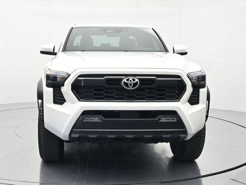 Used 2024 Toyota Tacoma TRD Off-Road AWD/4WD image 2