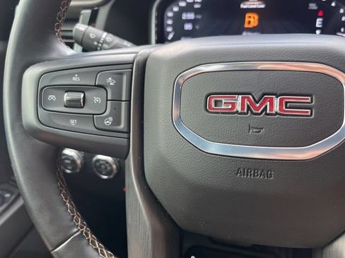 Used 2024 GMC Sierra 2500 AT4 w/ AT4 Premium Plus Package AWD/4WD image 34