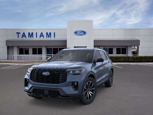 New 2026 Ford Explorer ST-Line RWD image 2