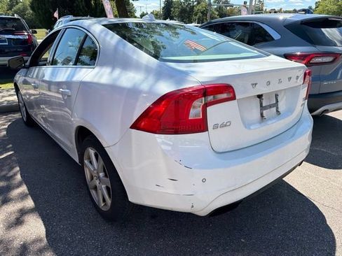 Used 2016 Volvo S60 T5 Premier AWD/4WD image 4