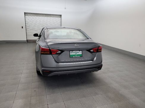 Used 2023 Nissan Altima 2.5 SV FWD image 6