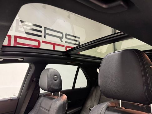 Used 2023 Mercedes-Benz GLE 350 4MATIC image 11