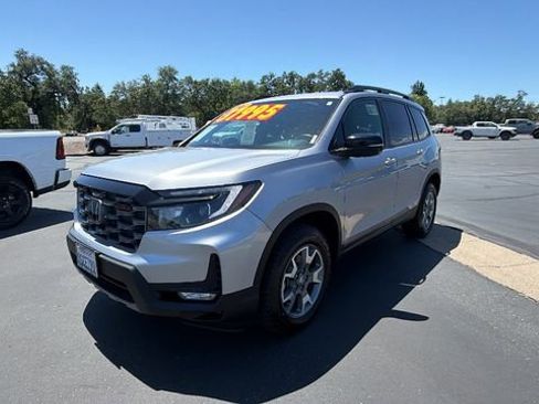 Used 2023 Honda Passport TrailSport image 1