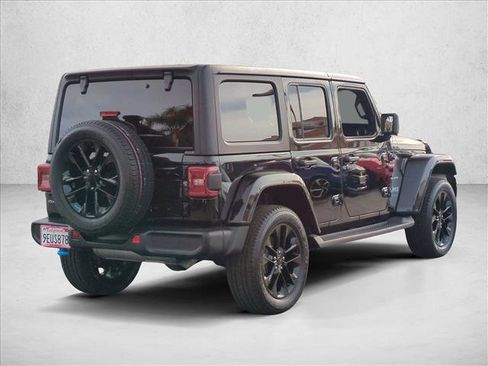 Certified 2022 Jeep Wrangler Unlimited Sahara image 5