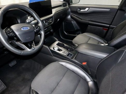 Certified 2023 Ford Escape SE image 24