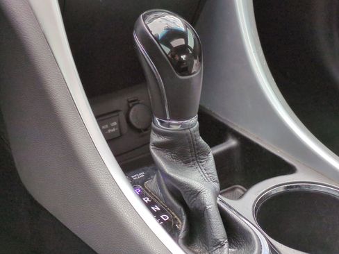 Used 2011 Hyundai Sonata Limited image 39