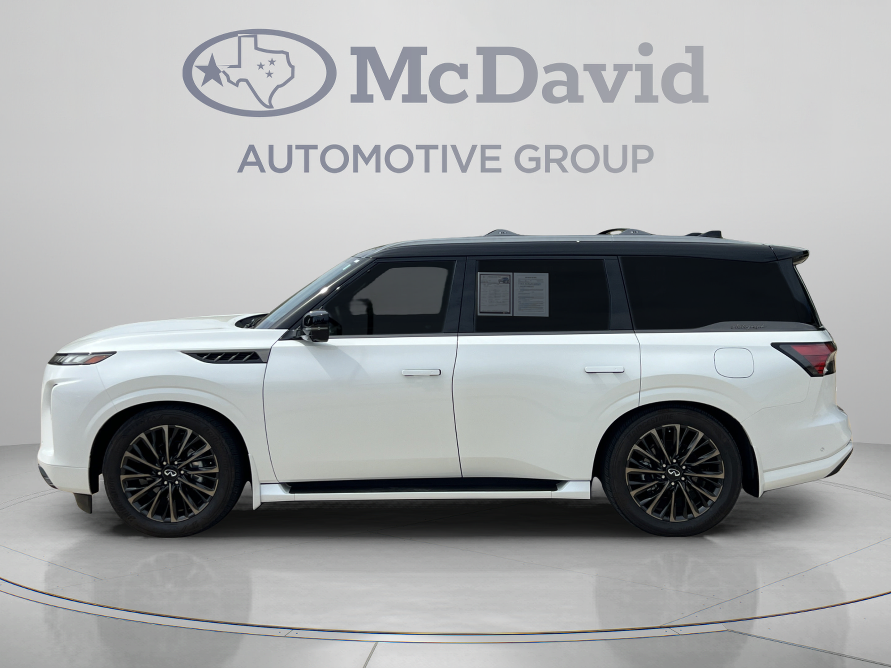 Used 2026 INFINITI QX80 Autograph AWD/4WD image 4