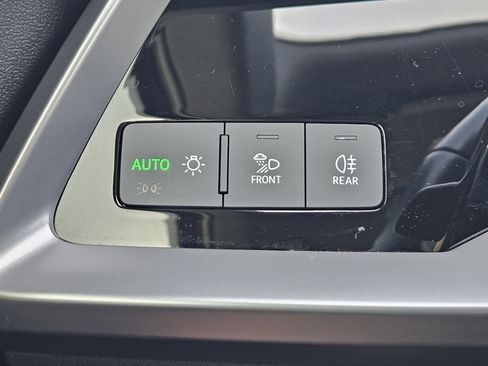 Used 2024 Audi A3 2.0T Premium image 23