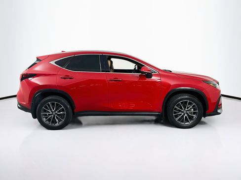Used 2025 Lexus NX 250 FWD w/ Accessory Package (K3) image 4