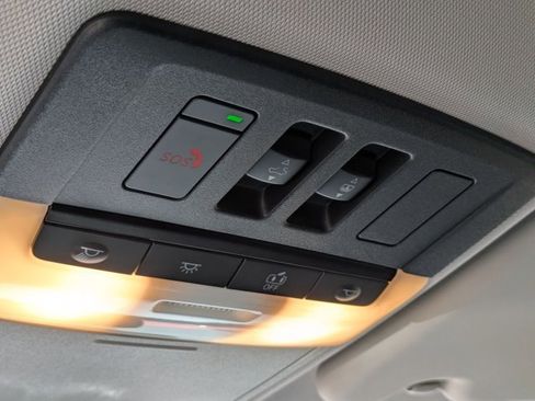 Used 2023 Mitsubishi Outlander SEL FWD image 13