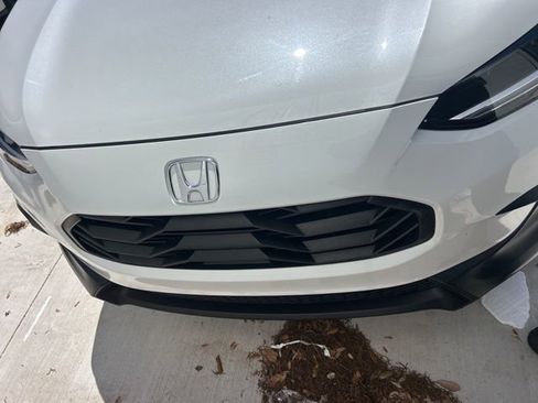 Used 2023 Honda HR-V Sport image 2