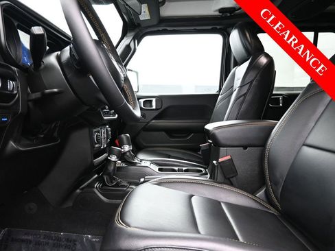 Used 2024 Jeep Wrangler Unlimited Sahara image 13