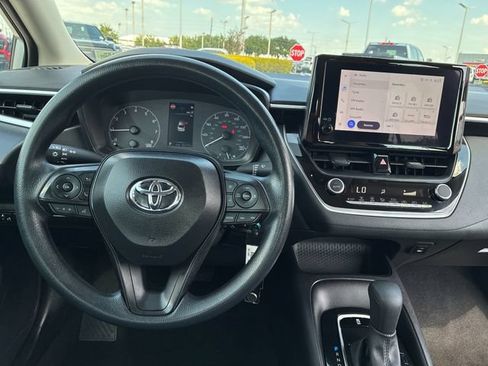 Certified 2025 Toyota Corolla LE FWD image 14