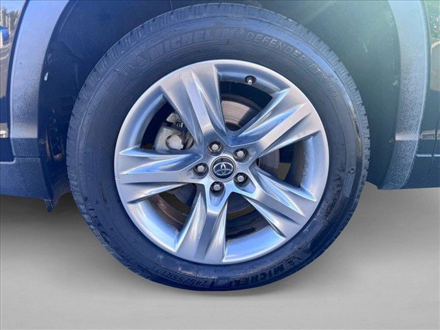 Used 2017 Toyota Highlander Limited FWD image 13