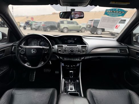 Used 2017 Honda Accord Sport Special Edition image 18