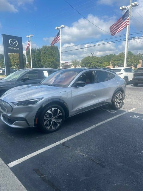 Used 2021 Ford Mustang Mach-E Premium AWD/4WD image 3