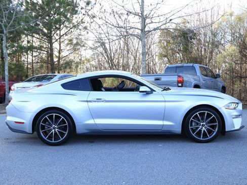Used 2019 Ford Mustang Premium w/ Equipment Group 201A image 4