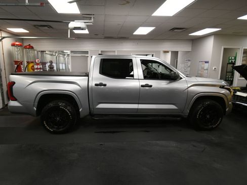 Used 2022 Toyota Tundra SR RWD image 8